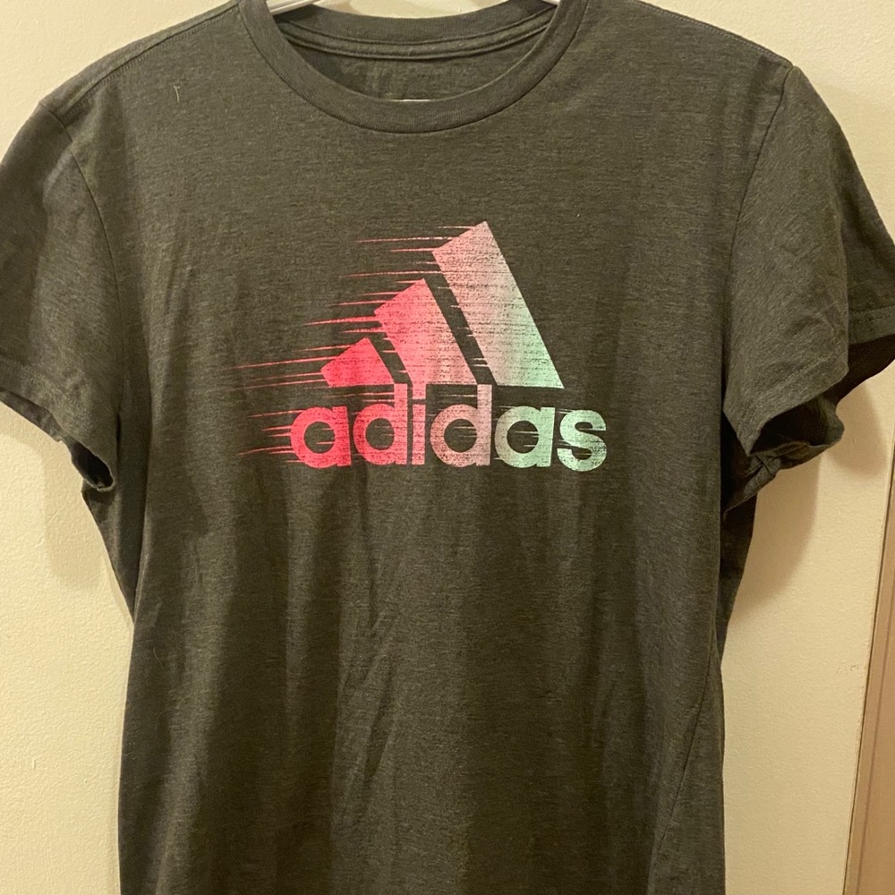 Adidas T-shirt